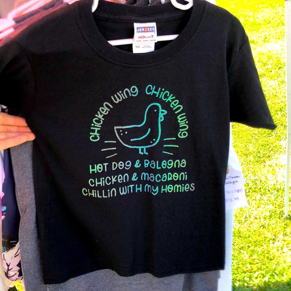 Girl’s 🎶 Chicken Wing Chicken Wing 🎶 Shirt Small Business Made